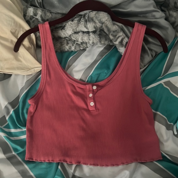 American Eagle Outfitters Tops - American Eagle crop top , size medium